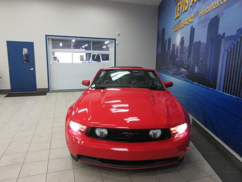 Ford Mustang 2010 photo 4