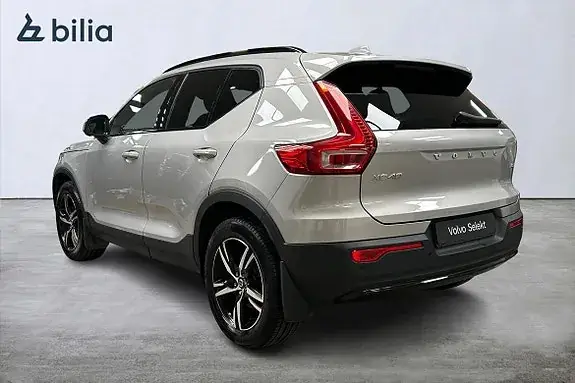 Volvo Xc40 2025 photo 2
