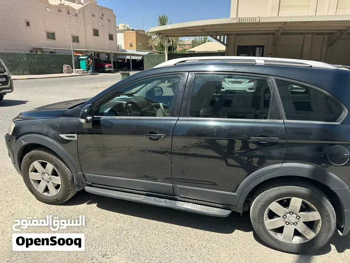 Chevrolet Captiva 2011 photo 2