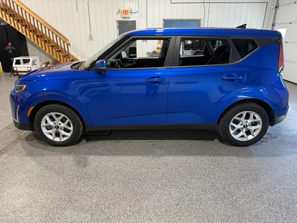 Kia Soul 2023 photo 5