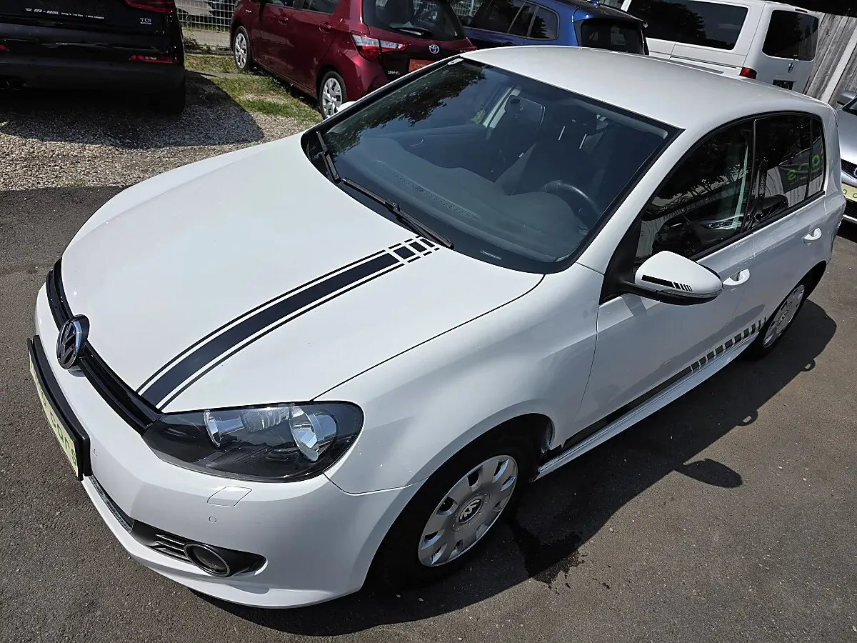 Volkswagen Golf 2011 photo 3