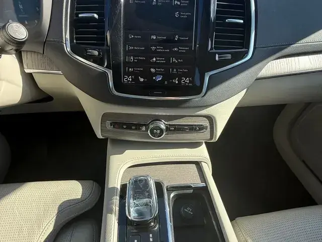 Volvo Xc90 2022 photo 3