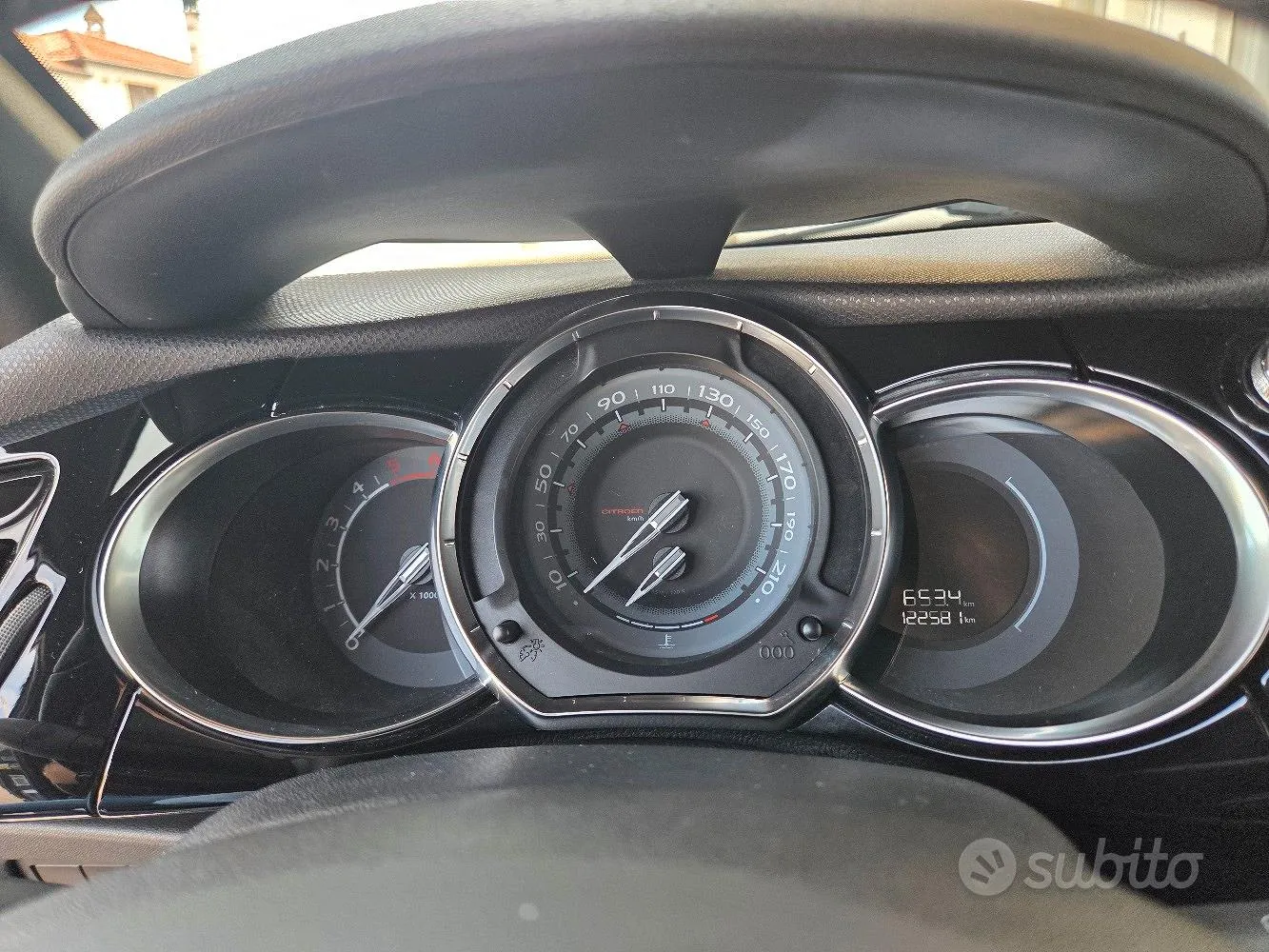 Citroen Ds 3 2014 photo 2