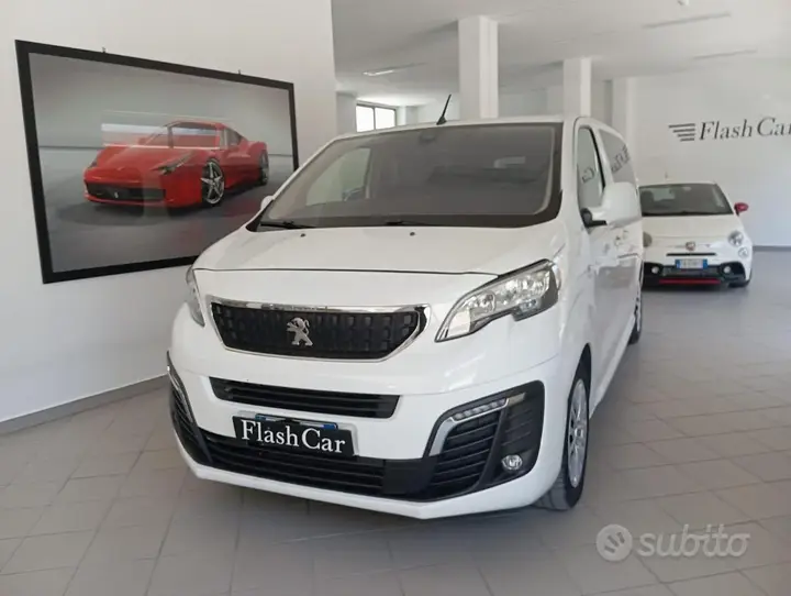 Peugeot Traveller