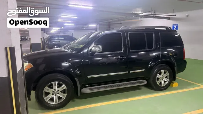 Nissan Pathfinder 2012 photo 2