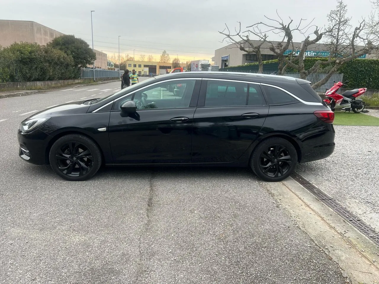 Opel Astra 2020 photo 3