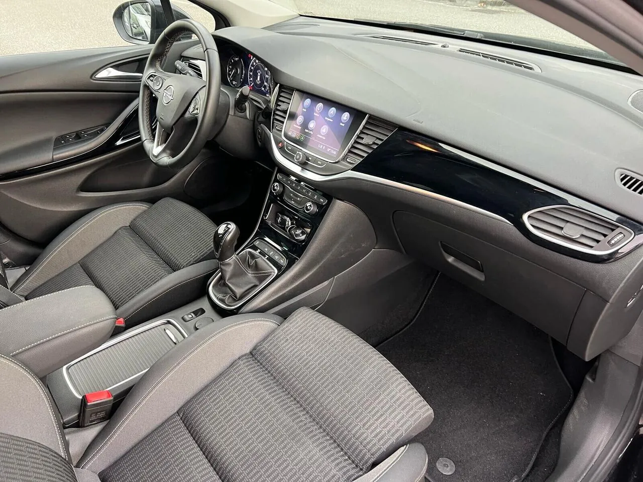 Opel Astra 2020 photo 5