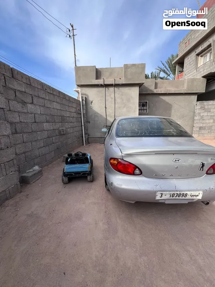 Hyundai Avante 2000 photo 3