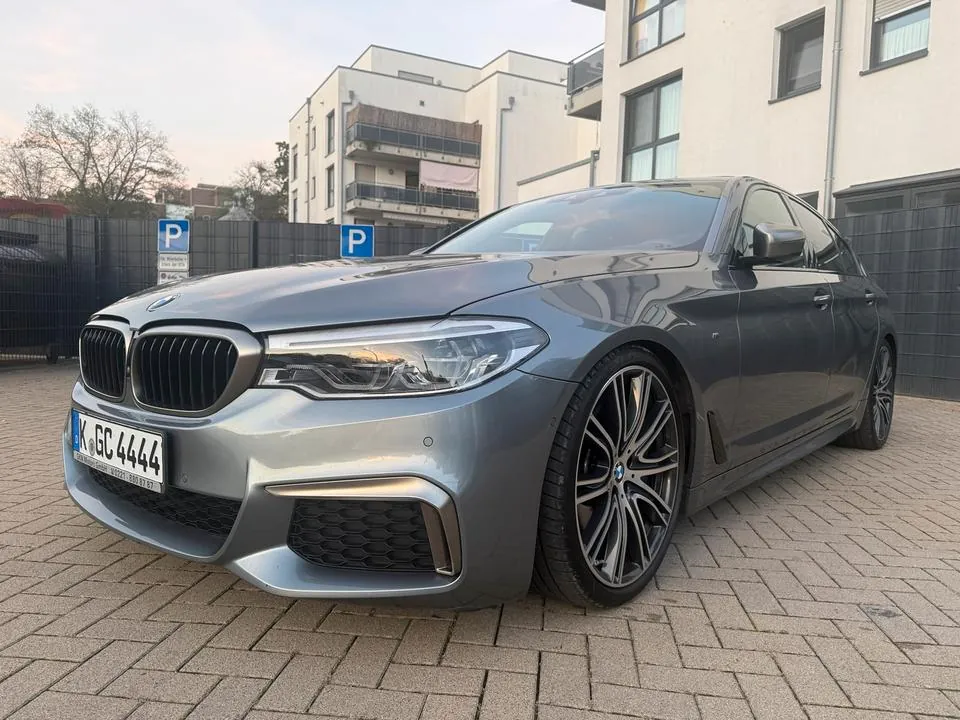 BMW M550I