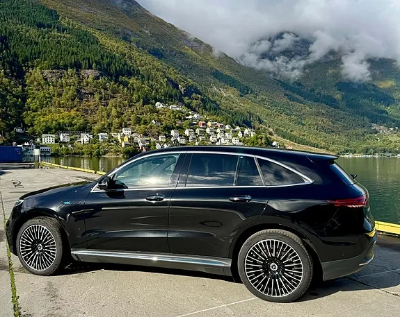 Mercedes-Benz Eqc400 2023 photo 2
