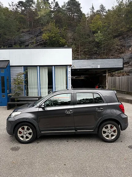 Toyota Urban Cruiser 2009 photo 4