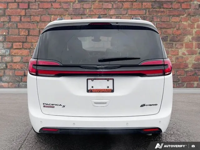 Chrysler Pacifica 2024 photo 4