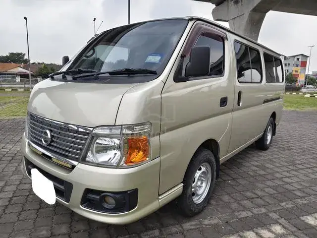 Nissan Urvan
