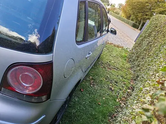 Volkswagen Polo 2007 photo 4