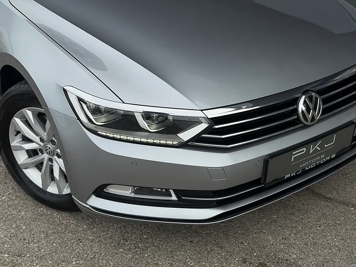 Volkswagen Passat 2019 photo 3
