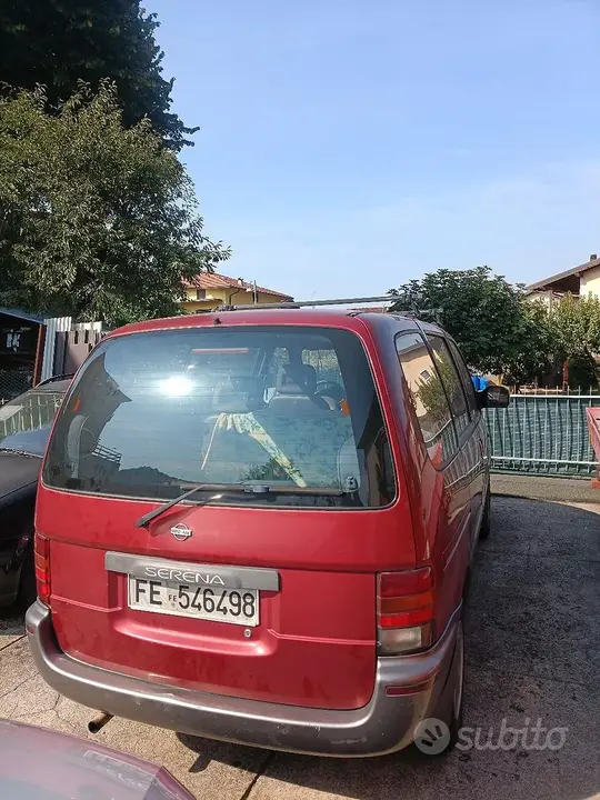 Nissan Serena 1994 photo 3