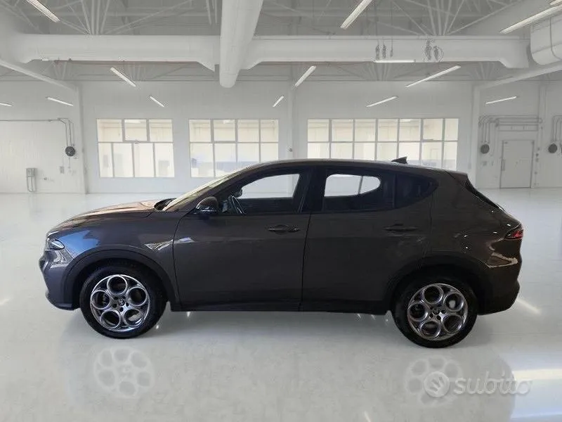 Alfa Romeo Tonale 2023 photo 5