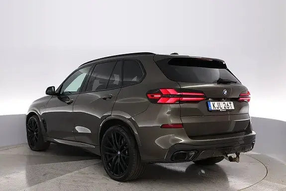 BMW X5 2024 photo 4