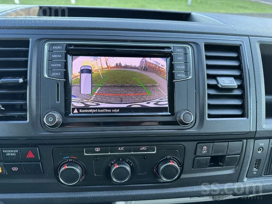 Volkswagen Transporter 2019 photo 5