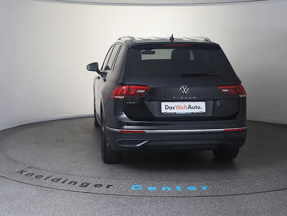 Volkswagen Tiguan 2023 photo 3