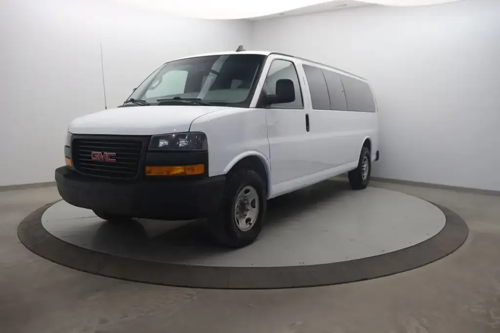 GMC Savana