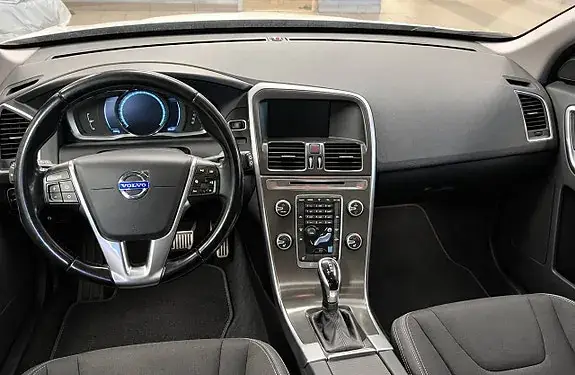 Volvo Xc60 2014 photo 2