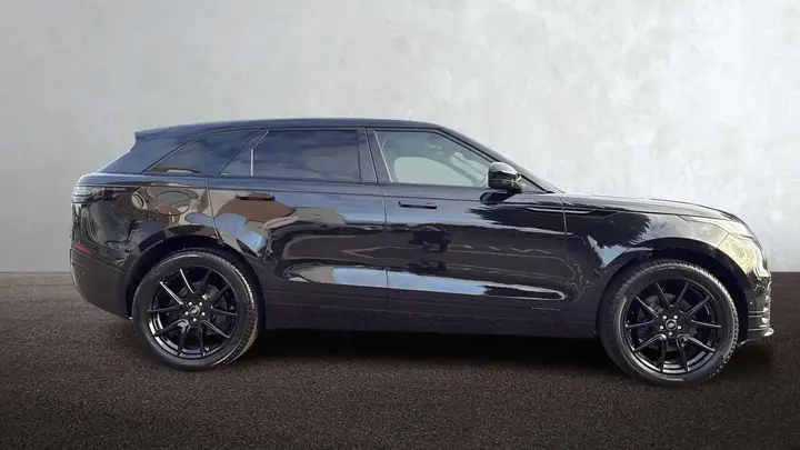 Land Rover Range Rover Velar 2026 photo 5
