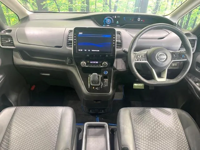 Nissan Serenade 2021 photo 2