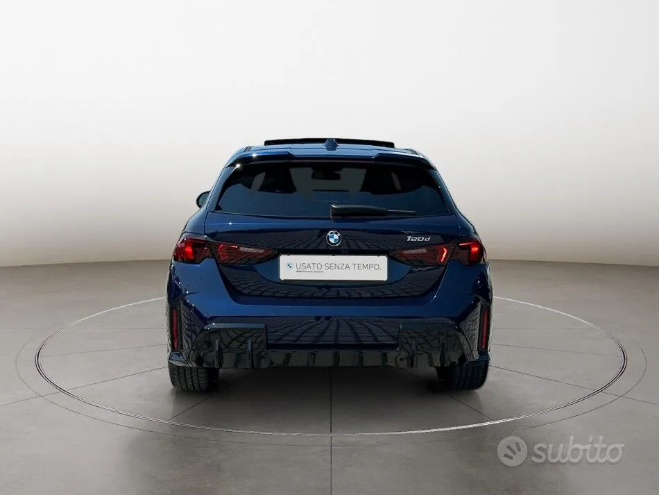 BMW 120D 2026 photo 4