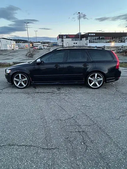 Volvo V50 2010 photo 3