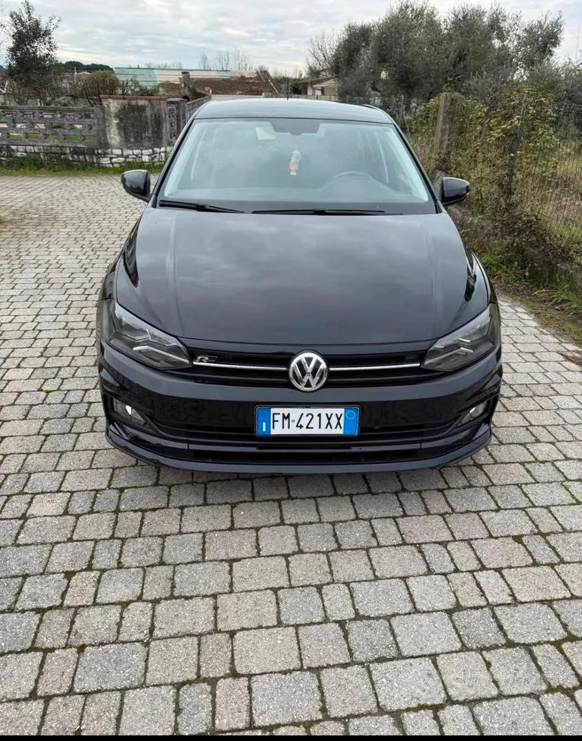 Volkswagen Polo 2018 photo 2