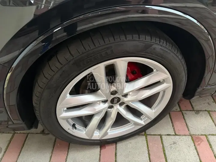 Audi Q7 2022 photo 5