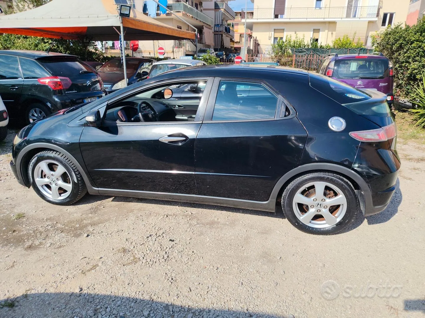 Honda Civic 2011 photo 4