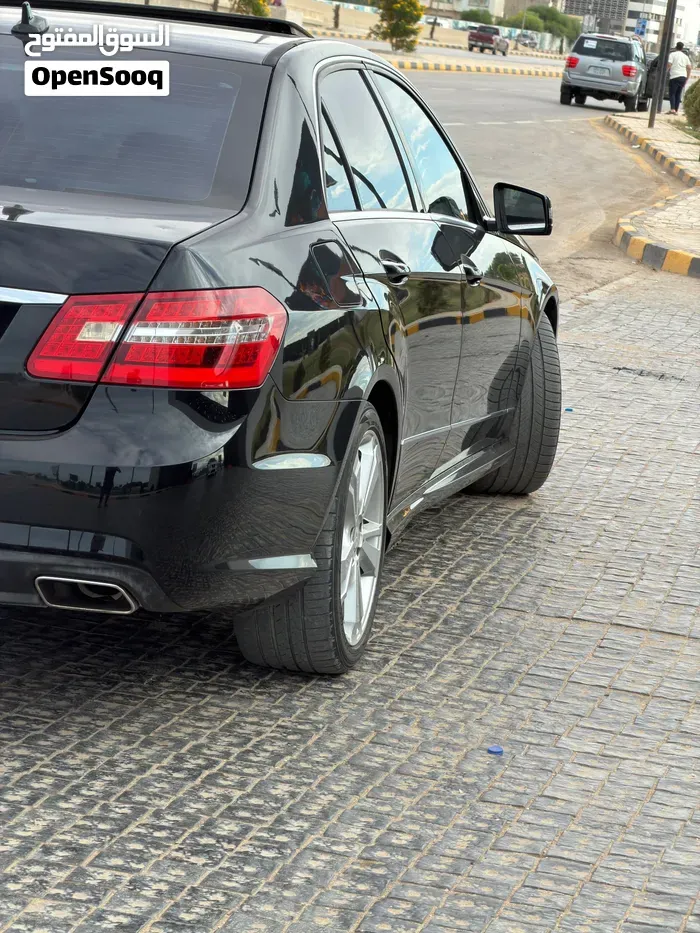 Mercedes-Benz E-Class 2013 photo 3