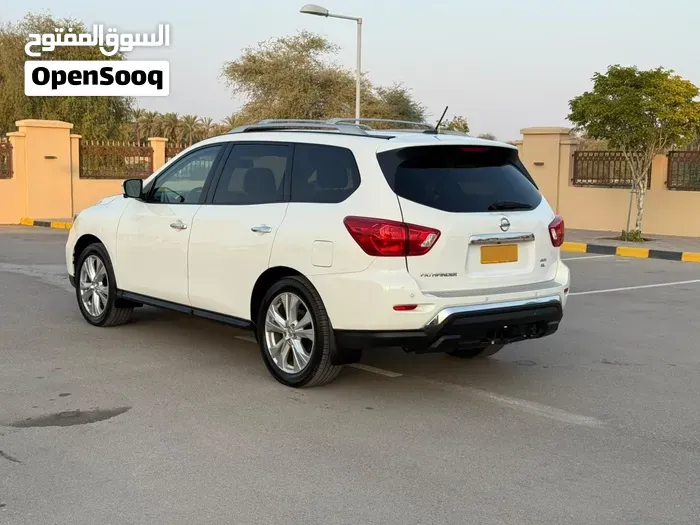 Nissan Pathfinder 2018 photo 3