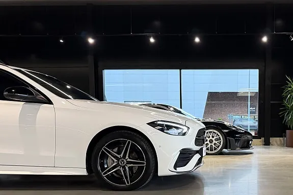 Mercedes-Benz C300 D 2026 photo 3