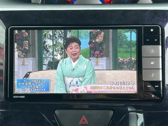 Daihatsu Tanto 2018 photo 4
