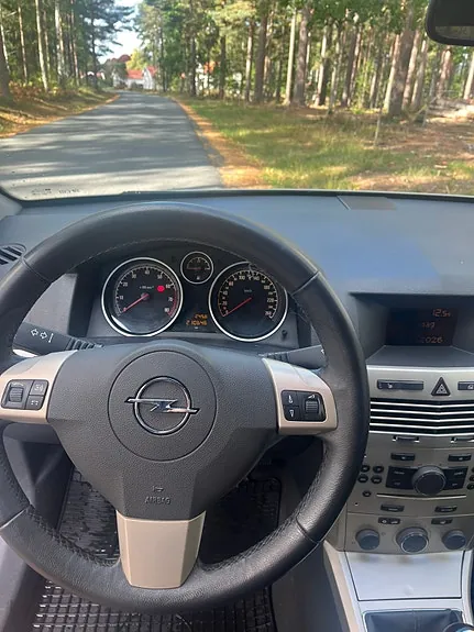 Opel Astra 2007 photo 4
