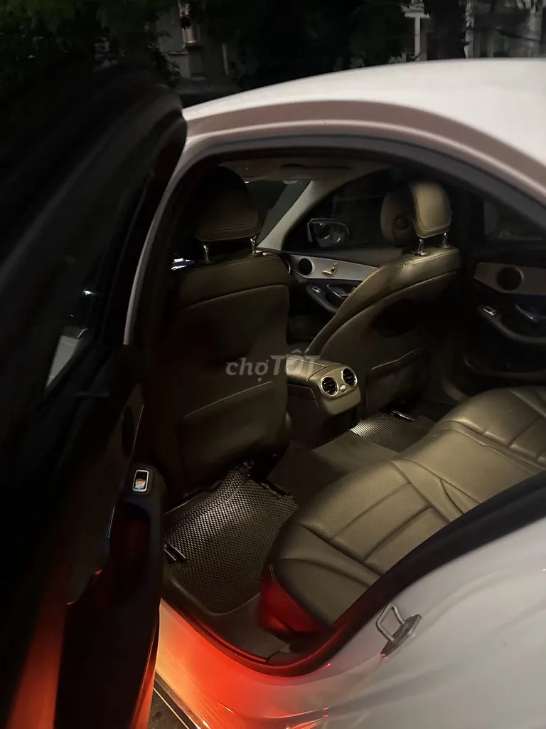 Mercedes-Benz C-Class 2015 photo 5