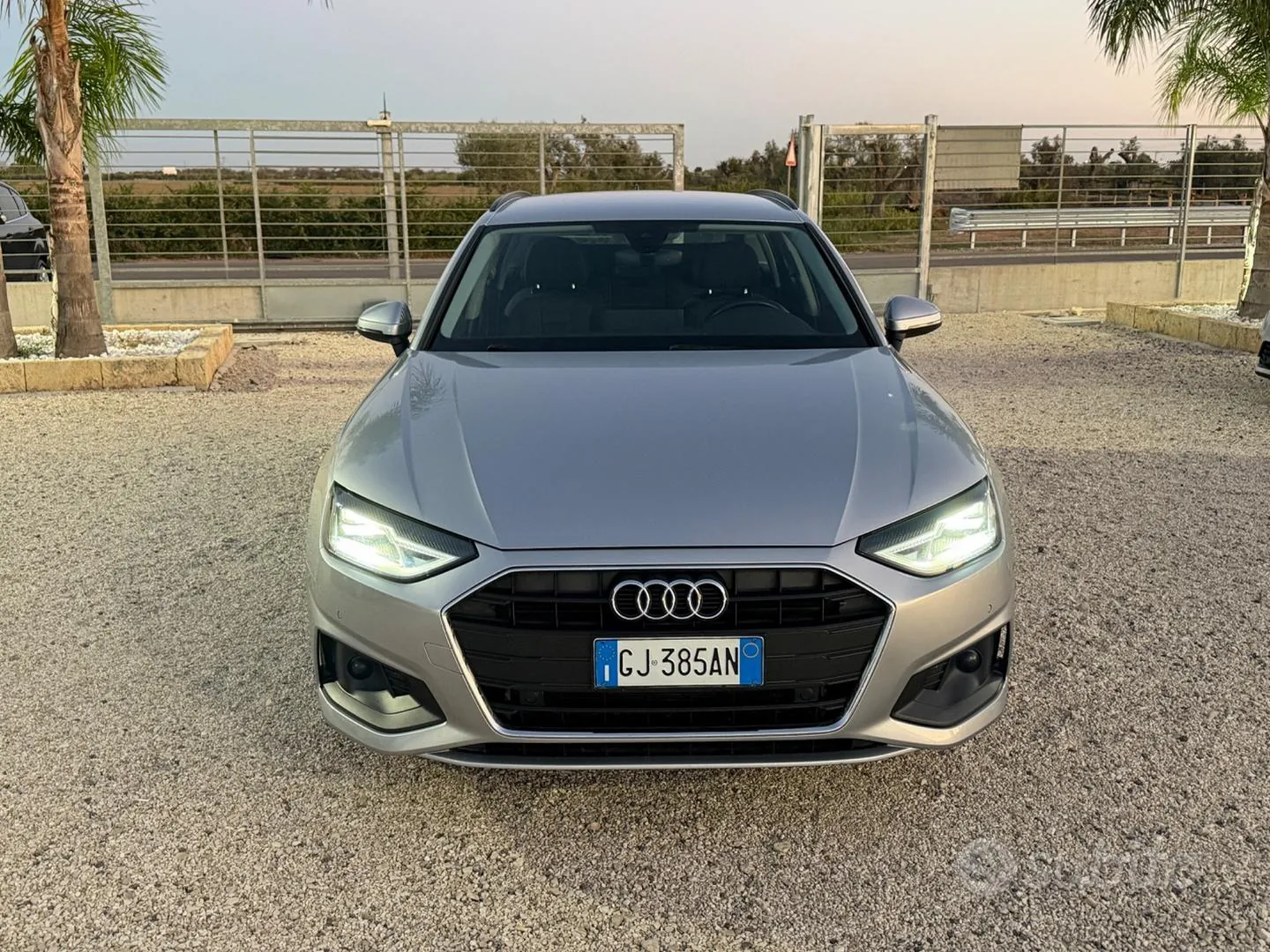 Audi A4 Avant 2022 photo 2