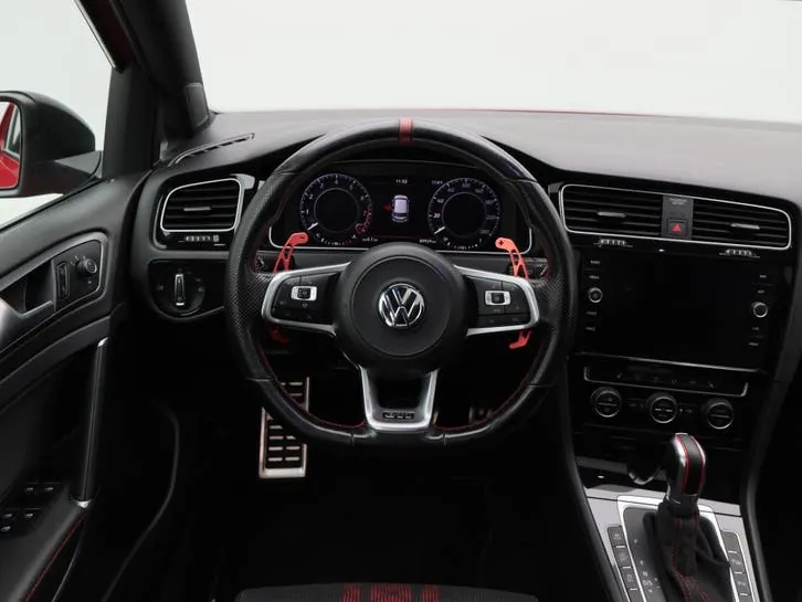 Volkswagen Golf 2019 photo 3