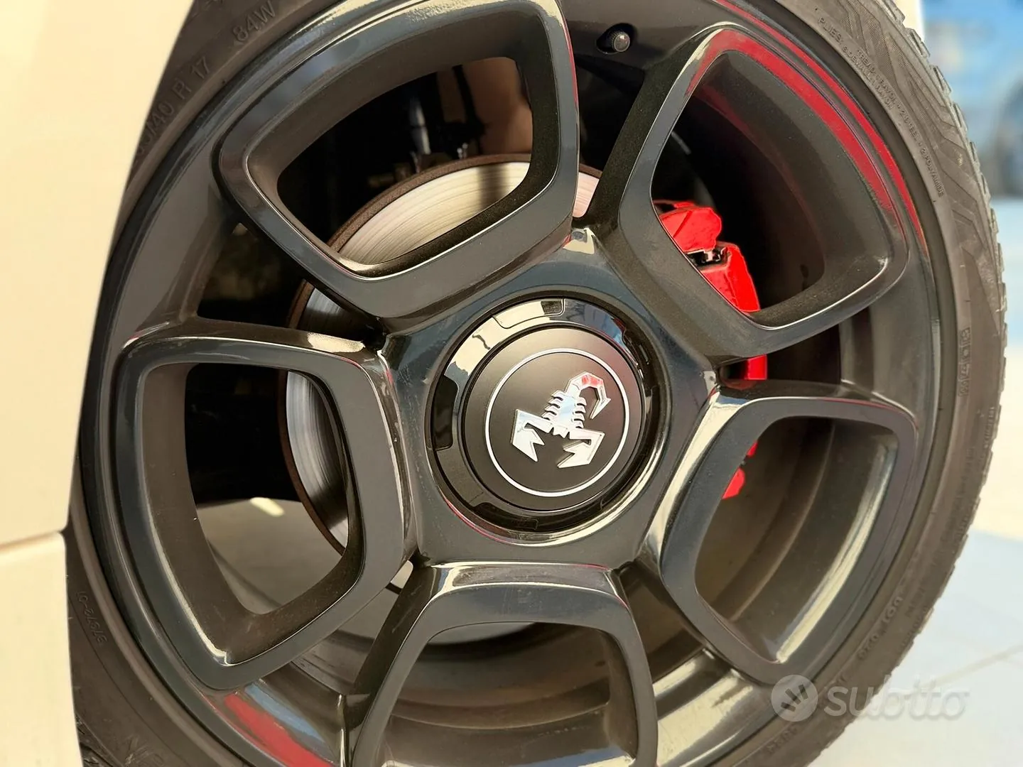 Abarth 500 2011 photo 3