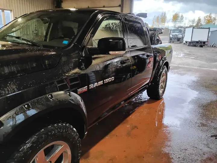 Dodge Ram 1500 2012 photo 3