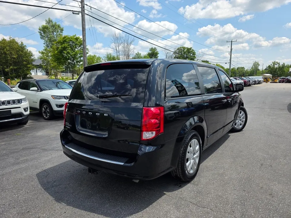Dodge Grand Caravan 2018 photo 5