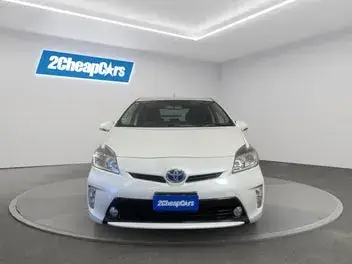 Toyota Prius 2015 photo 3