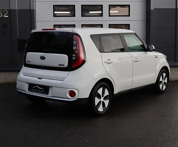 Kia Soul 2018 photo 2