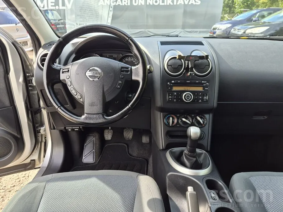 Nissan Qashqai 2011 photo 5