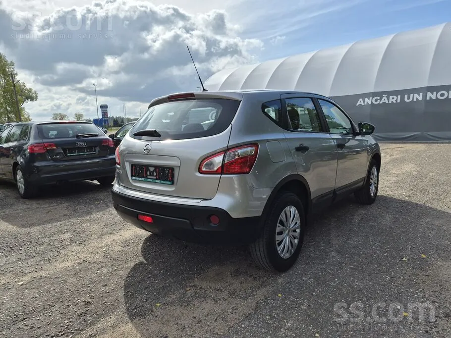 Nissan Qashqai 2011 photo 3