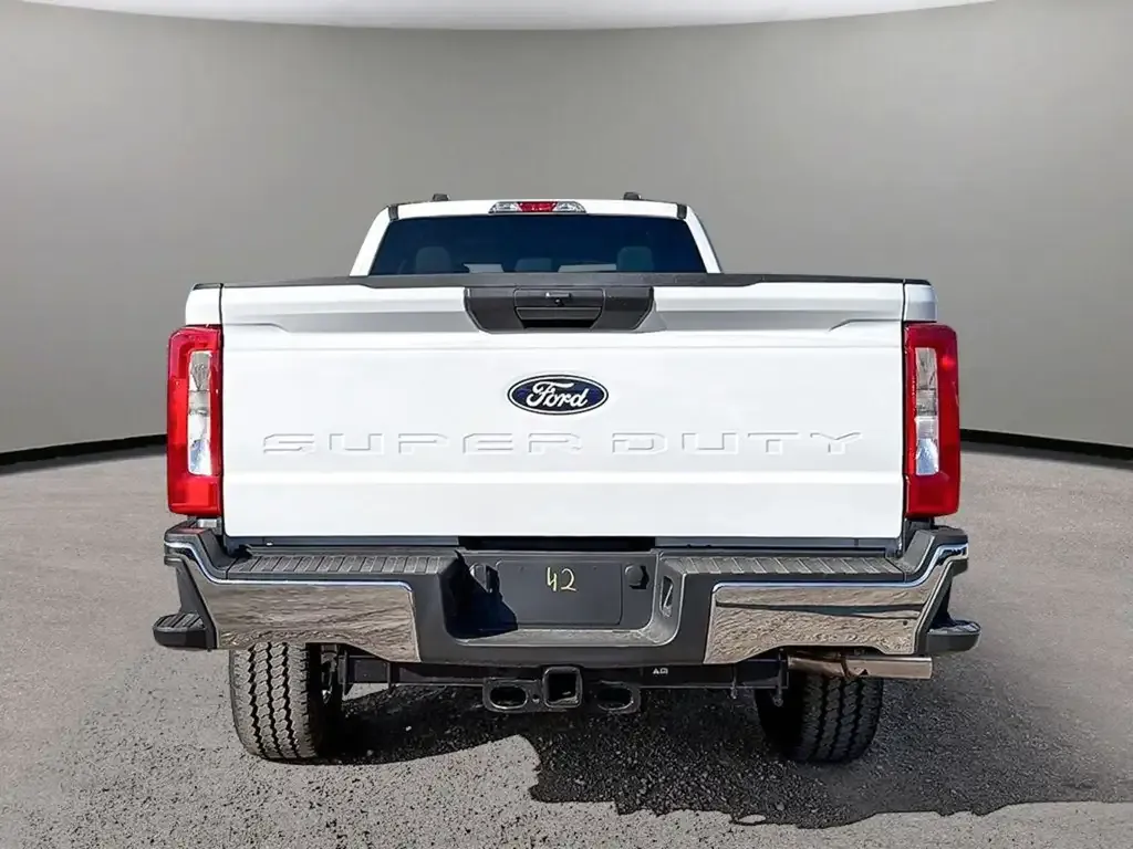 Ford F-350 Super Duty 2027 photo 5
