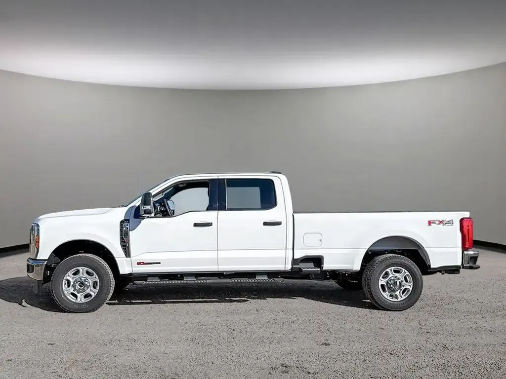 Ford F-350 Super Duty 2027 photo 3